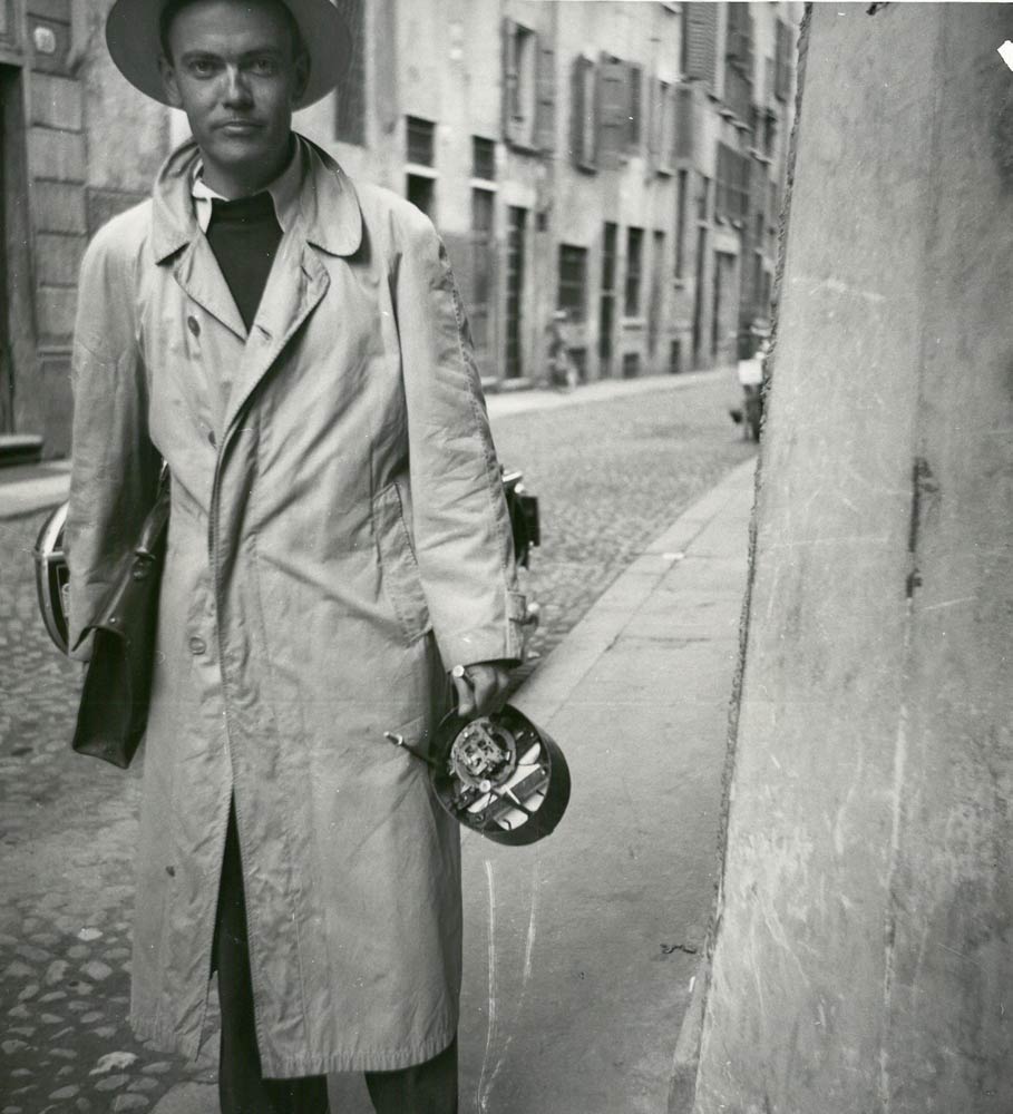 Aldo Buzzi in Mantua, 1948. Photo by Steinberg. Collection of Marina Marchesi and Franco Salghetti-Drioli.