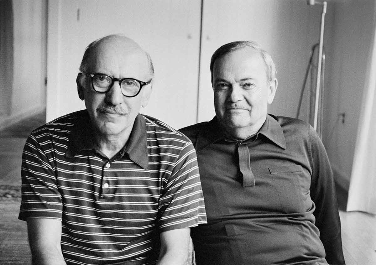 Steinberg and Aldo Buzzi, Amagansett, summer 1974.  Photo by Evelyn Hofer. © Estate of Evelyn Hofer.