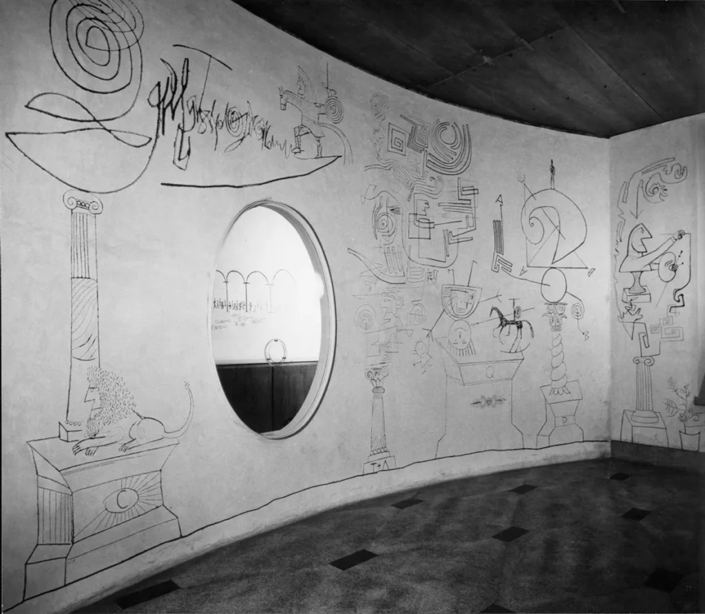 Entryway of the Palazzina Mayer, Milan, 1961.